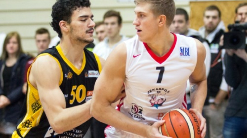 Asems Marejs pret Ronaldu Rutkausku
Foto: bkjekabpils.lv