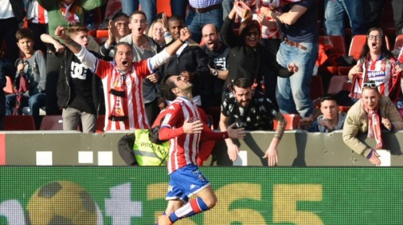 Karloss Kastro izrāva Hihonas "Sporting" uzvaru
Foto: AFP/Scanpix