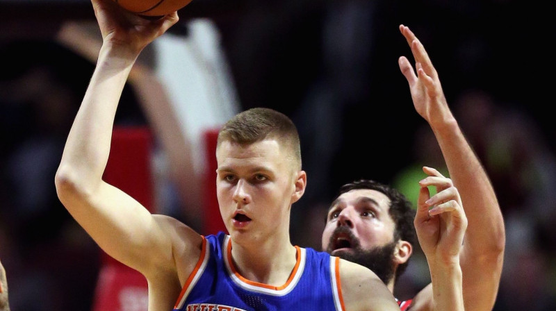 Kristaps Porziņģis un Nikolā Mirotičs 
Foto: AFP/Scanpix