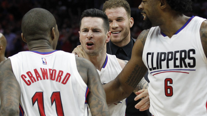 Džei Džei Rediks (centrā) 
Foto: AP/Scanpix