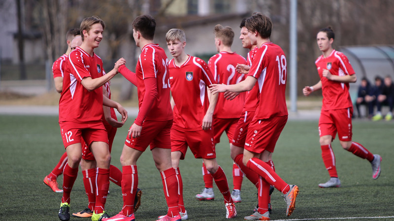 "Skonto" futbolisti pēc vārtu guvuma Ogrē
Foto: Ritvars Raits