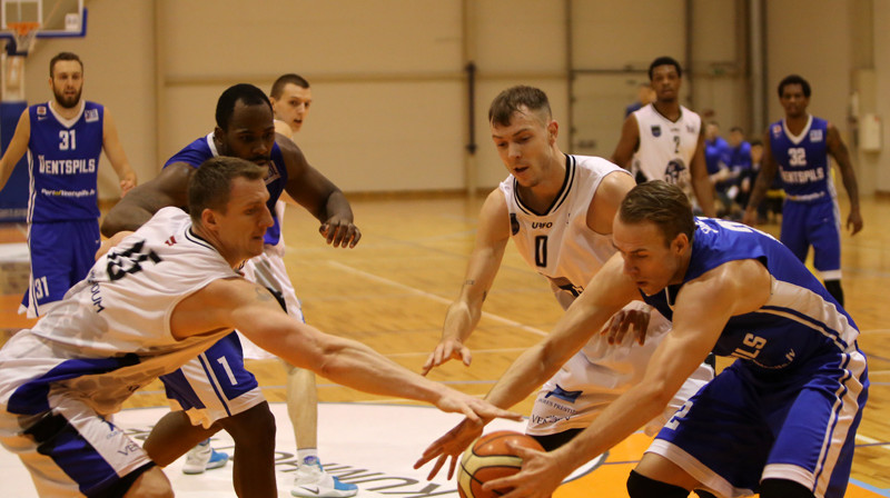 Moments no spēles starp "Ogre/Kumho Tyre" un BK "Ventspils"
Foto: Ritvars Raits