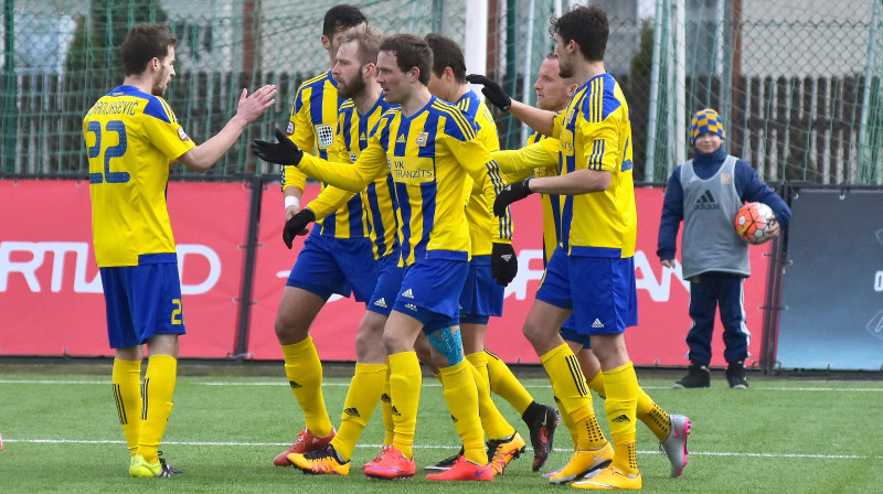 "Ventspils" futbolisti Daugavpilī bija iemesls svinībām
Foto: Aivars Ķesteris, ventasbalss.lv