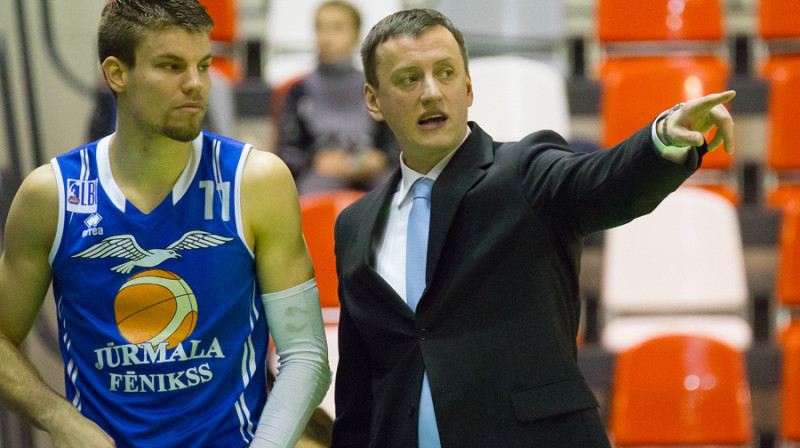 Endrū Šmits un Arnis Vecvagars 
Foto: bkvalmiera.lv