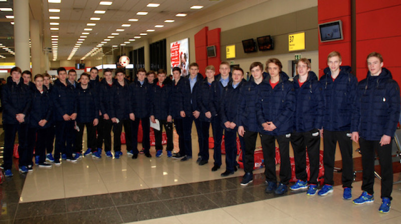 U17 Krievijas izlase pirms izlidošanas 
Foto: fhr.ru