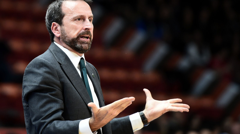 Malagas "Unicaja" galvenais treneris Hoans Plaza
Foto: AFP/Scanpix