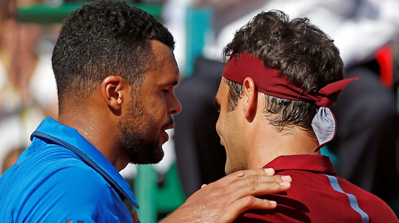 Žo-Vilfrīds Tsonga un Rodžers Federers Montekarlo
Foto: Reuters/Scanpix