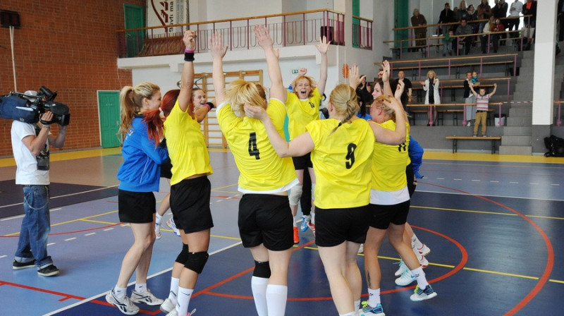 Stopiņu NHK handbolistes
Foto: Jānis Slišāns