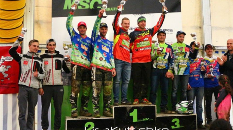 Santermanss/Mucenieks uzvar Vācijā
Foto: sidecarcrossaction.de