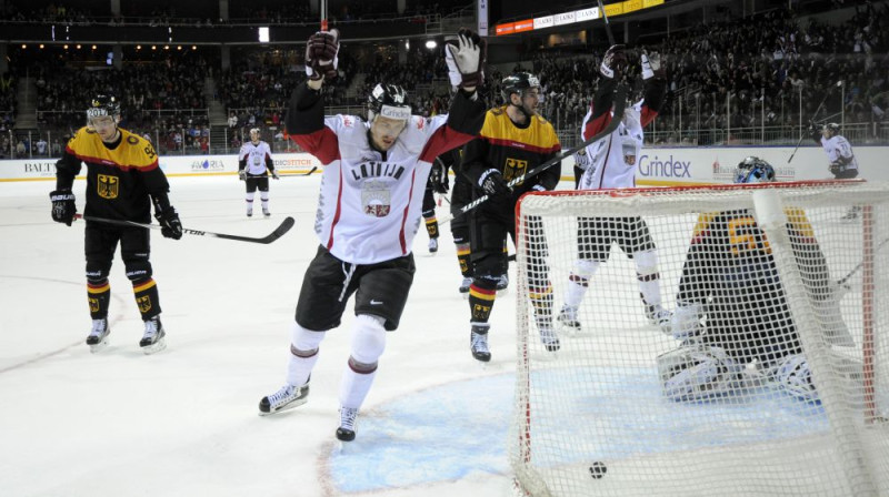 Miks Indrašis
Foto: Romāns Kokšarovs, Sporta Avīze, f64