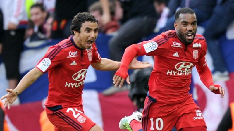 Rafaels un Aleksandrs Lakazets atzīmē vārtu guvumu
Foto: AFP/Scanpix