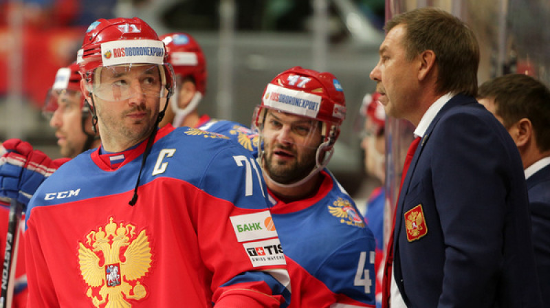 2015. gada decembris: Iļja Kovaļčuks, Aleksandrs Radulovs, Oļegs Znaroks 
Foto: fhr.ru