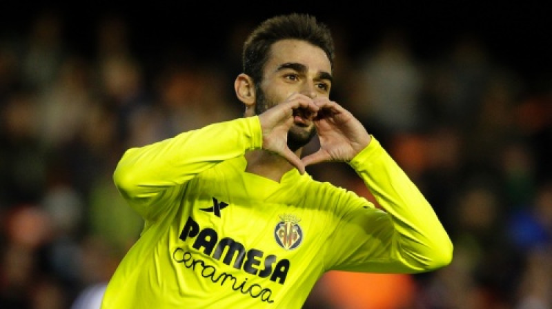Adrians Lopess ("Villarreal") pēc šovakar Valensijā gūtajiem vārtiem
Foto: AFP/Scanpix