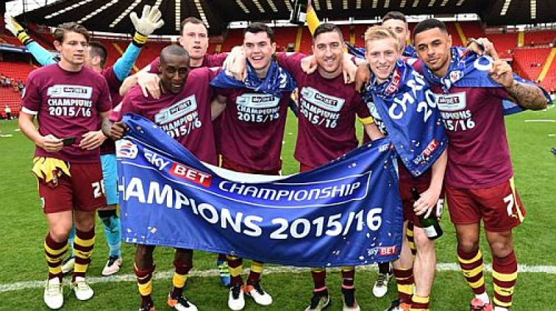Anglijas pēc spēka otrās līgas čempioni ''Burnley''
Foto: http://www.burnleyfootballclub.com/