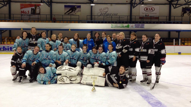 Latvijas čempiones SHK "Laima" un otrās vietas ieguvējas „L&L-JLSS”