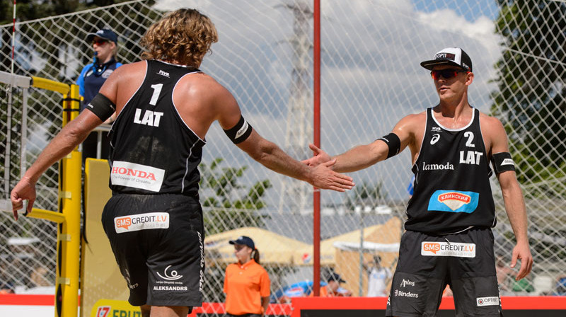 Aleksandrs Samoilovs un Jānis Šmēdiņš
Foto: FIVB
