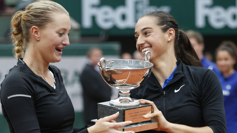 Kristina Mladenoviča un Karolīna Garsija
Foto: AP/Scanpix