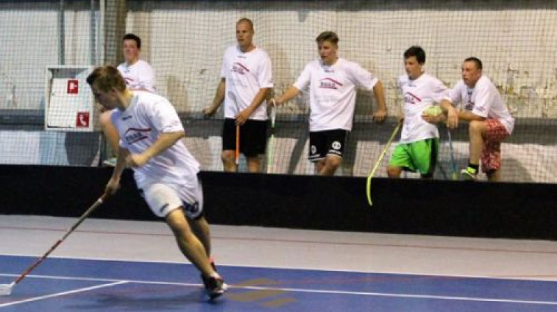 Foto: Tautas Florbola līga