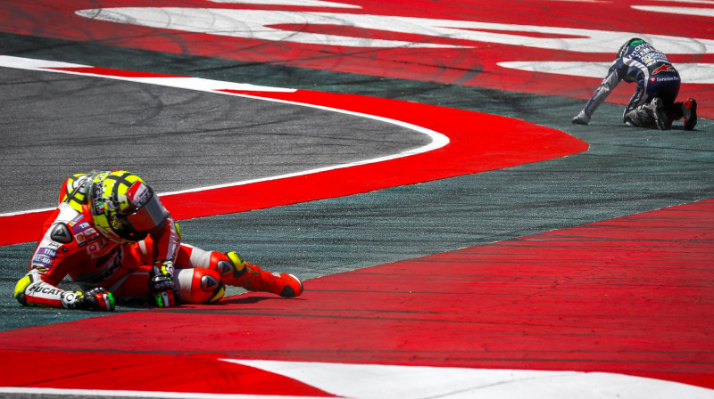 Janones un Lorenso sadursme Barselonā
Foto: motogp.com