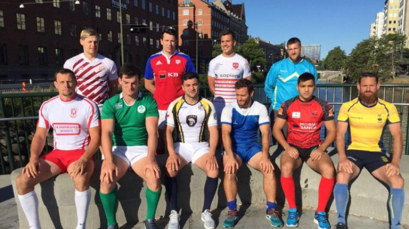 Turnīra izlašu kapteiņu kopbilde. otrajā rindā pirmais no kreisās - Emīls Balodis. 
Foto - ''Rugby Europe''