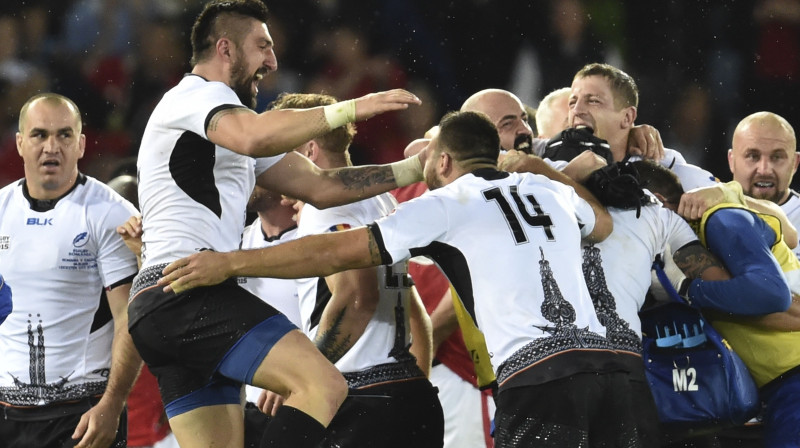 Florins Vlaicu ar komandas biedriem 2015. gada Pasaules kausā.
Foto: AFP/Scanpix