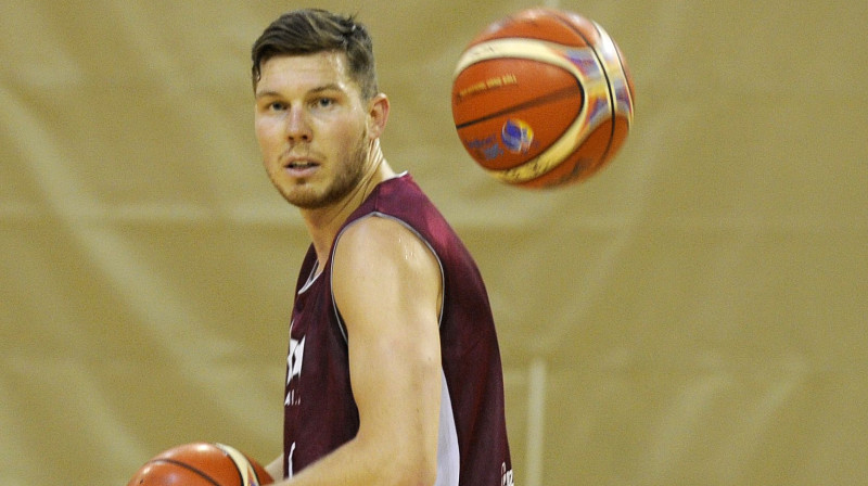 Dairis Bertāns
Foto: Romāns Kokšarovs, Sporta Avīze, f64