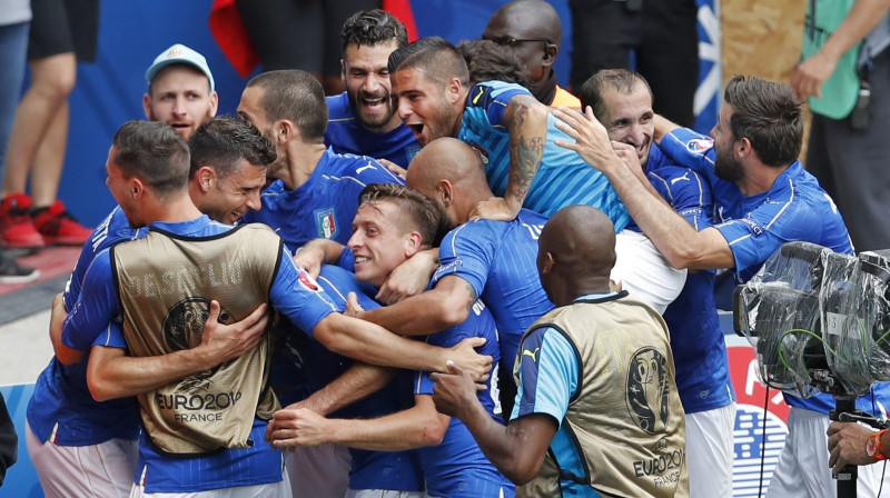 Eders saņem apsveikumus
Foto: AP/Scanpix
