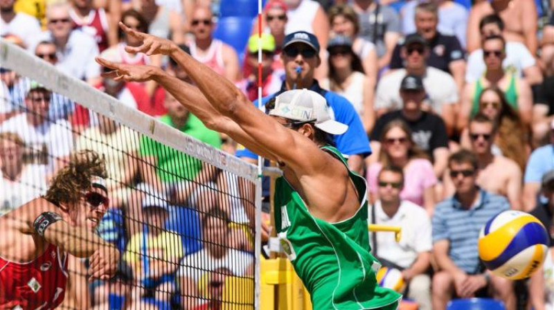 Aleksandrs Samoilovs uzbrukumā
Foto: FIVB.org