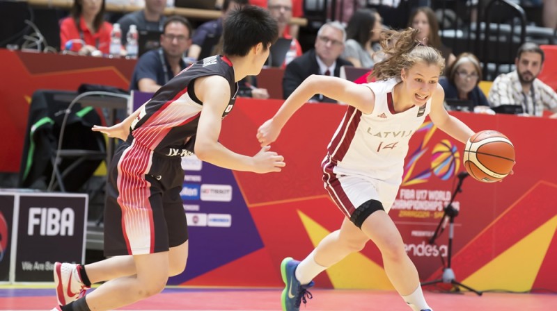 Luīze Šepte spēlē pret Japānu
Foto: fiba.com