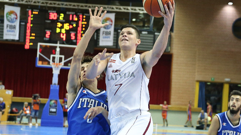 U20 izlases kandidāts Rihards Lomažs.
Foto: FIBAEurope.com