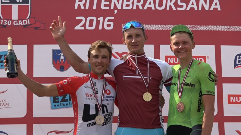 Viesturs Lukševics, Gatis Smukulis un Toms Skujiņš
Foto: Ekrānuzņēmums