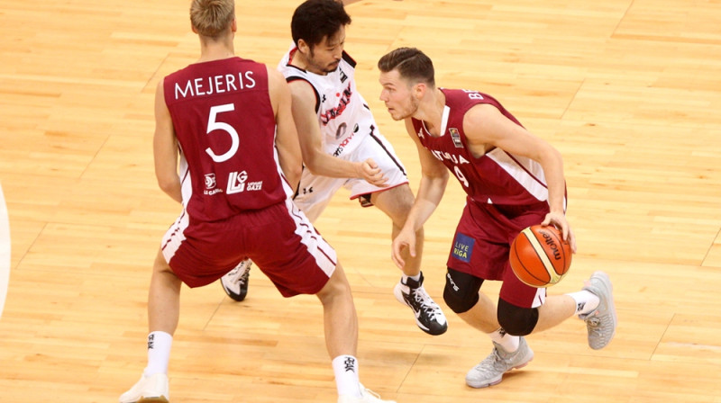 Dairis Bertāns: 20 punktu un Latvijas valstsvienības uzvara pār Japānu.
Foto: FIBA.com