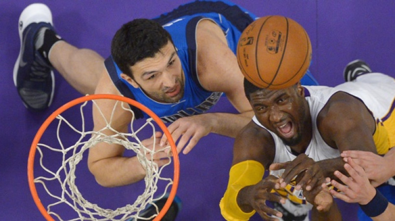 Zaza Pačulija cīņā ar Roju Hibertu
Foto: AP/Scanpix