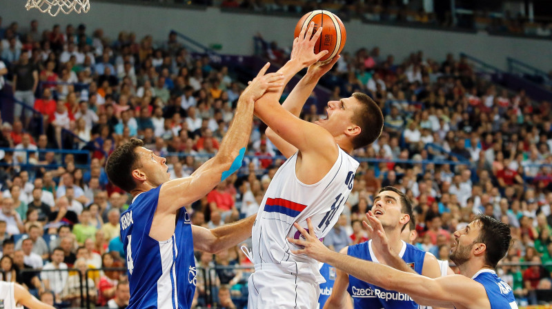 Nikola Jokičs spēlē pret Čehiju
Foto: AFP/Scanpix