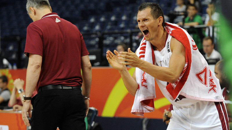 Jānis Blūms 
Foto: Romāns Kokšarovs, Sporta Avīze, f64