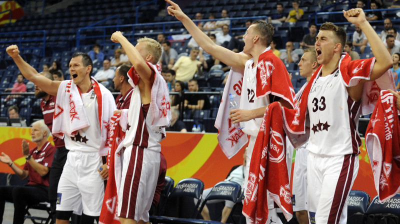Vīriešu valstsvienības spēlētāji Belgradā
Foto: Romāns Kokšarovs, f64
