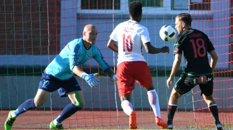 Pāvelam Doroševam šodien Liepājā bija daudz satraukumu
Foto: Romāns Kokšarovs (f64)