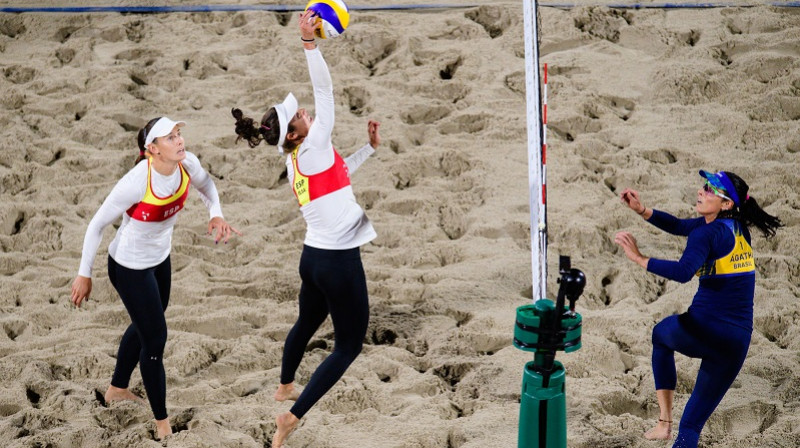 Elsa Makmilana noslēdz uzbrukumu
Foto: rio2016.fivb.com