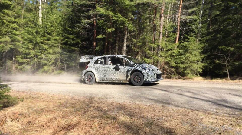 "Toyota Yaris WRC" modelis testu laikā
Foto: planetemarcus.com