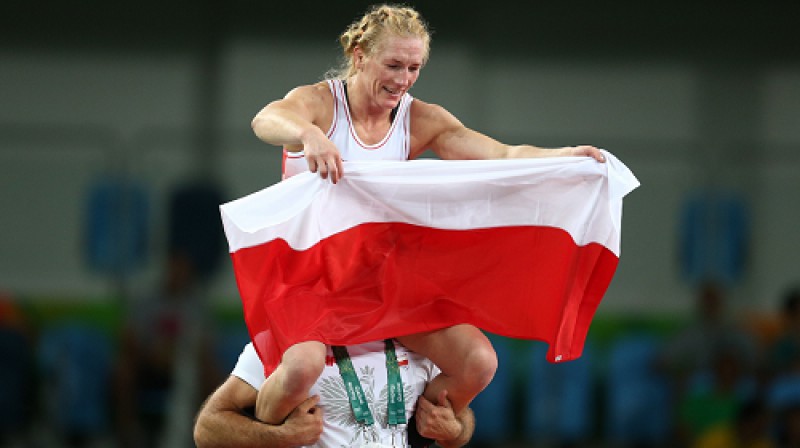Monika Mihalika neslēpa sajūsmu par iegūto bronzu
Foto: TASS/Scanpix