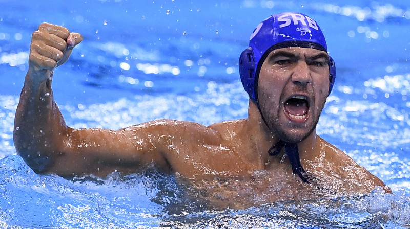 Nikola Jaksičs un Serbija: zelts ūdenspolo sacensībās vīriešiem
Foto: AFP/Scanpix