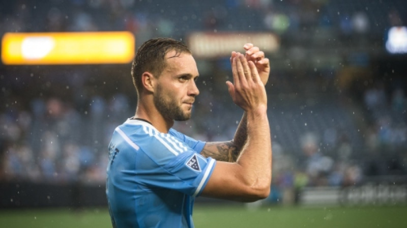 Maksims Šano sava jaunā kluba "New York" kreklā. Šovakar viņu laukumā gan neredzēsim
Foto: nycfc.com