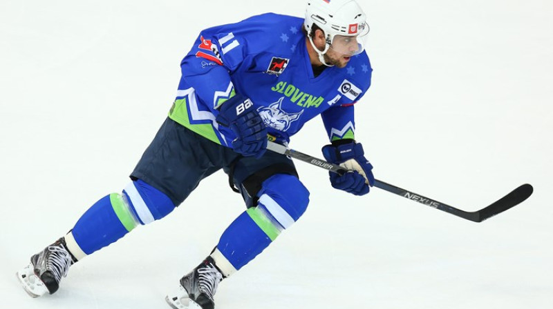 Slovēnijas kapteinis Anže Kopitars 
Foto: IIHF
