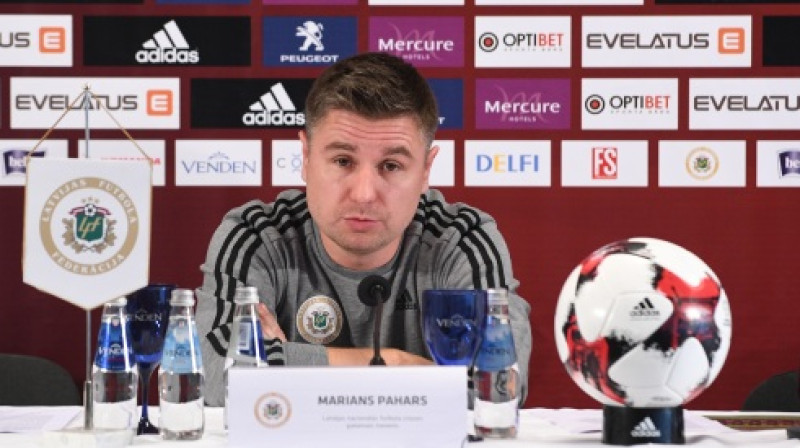 Marians Pahars
Foto: Romāns Kokšarovs/f64