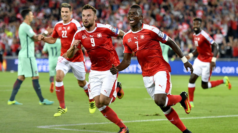 Brēls Embolo svin Šveices izvirzīšanos vadībā
Foto: AFP/Scanpix