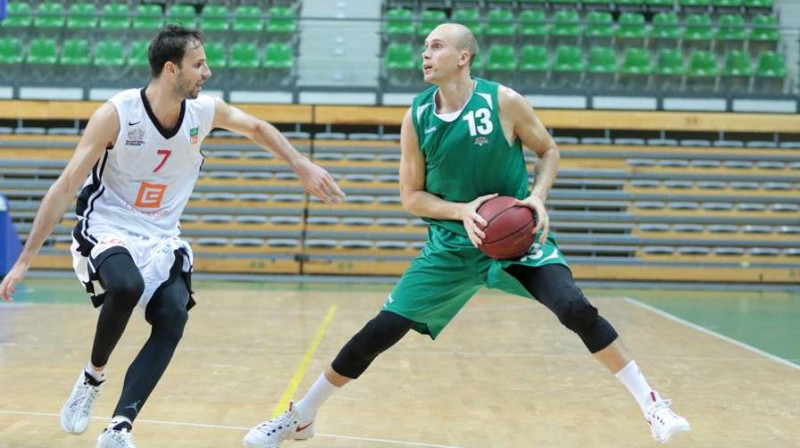 Akselis Vairogs savā vienīgajā pārbaudes spēlē Polijas čempionvienībā
Foto: Piotr Jędzura
