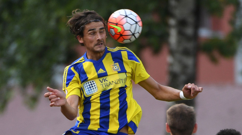 Ģirts Karlsons 
Foto: Romāns Kokšarovs, Sporta Avīze, f64