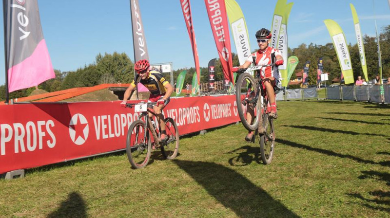 A.Pētersons (pa kreisi) un M.Blūms.
Foto: MTB maratoni