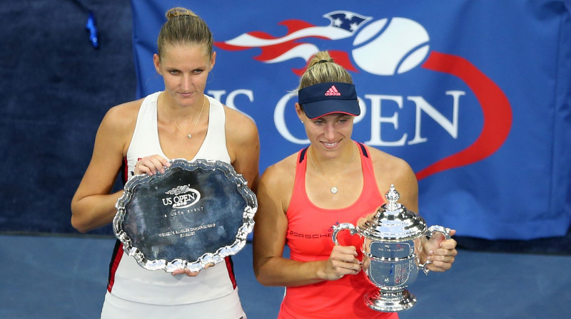 Karolīna Pliškova un Andželike Kerbere
Foto: AFP/Scanpix