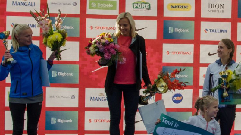 Ar pirmo vietu tiek sveikta Kristīne Kuzņecova
Foto: Evita Priedīte un Andris Mačāns